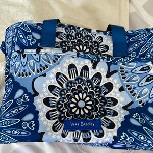 Vera Bradley organizer tote. Lightly used